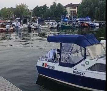 Ambarcaţiune cu turişti, răsturnată în Delta Dunării: 4 persoane au decedat