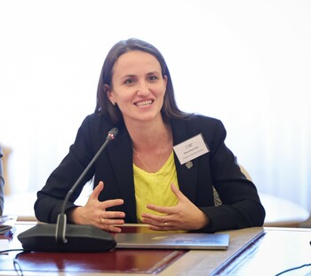 Oana Țoiu, despre ajutorul dat Ucrainei: „Cred că trebuie să facem trecerea de la a ajuta Ucraina să reziste în a (…)