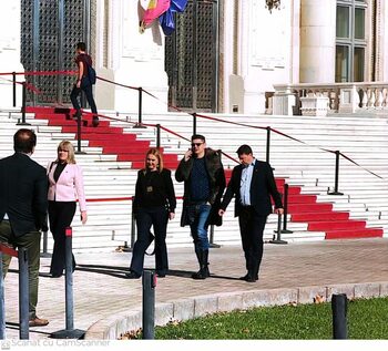 FOTO – Ce pune la cale Luis Lazarus? Astăzi, întâlnire cu trei senatoare