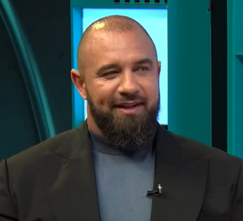 Alex Bodi a făcut nuntă cu Bianca Drăgușanu din ambiție