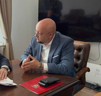 Ministrul Sănătății, discuții cu președintele Consiliului Județean Vâlcea, Constantin Rădulescu, despre stadiul (…)