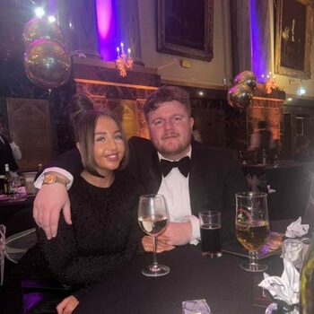 Familie spulberată pe șosea de către o șoferiță care se grăbea la salon! Un copil de doi ani a rămas orfan