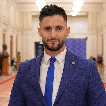 Deputat neafiliat de Botoșani Gheorghe Petru Pîclișan: Vreți bani la buget? Atunci tăiați de la partide. Milioanele (…)