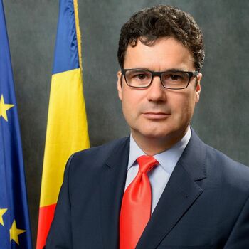 Rectorul SNSPA sesizează Parchetul în legătură cu ‘presupusele fapte penale’ în cazul sociologului Marius Pieleanu