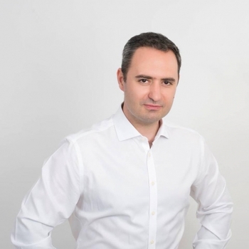 Nazare a băgat angajații de la Finanțe în ședință, după proteste: Pensiile și salariile românilor nu sunt în pericol