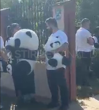 La înmormântarea gravidei moarte în explozia din Rahova, gest dureros al prietenilor