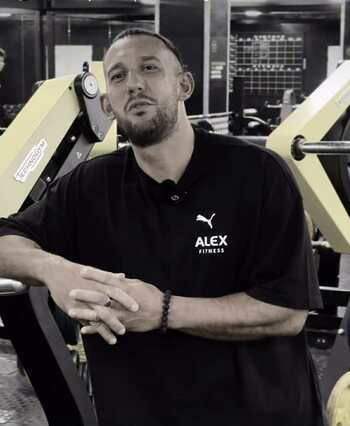 El este instructorul de fitness care a murit din cauza unei diete extreme! S-a stins în somn, la doar 30 de ani