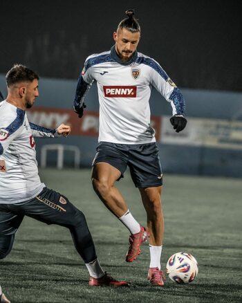 Tottenham e disperată. A făcut totul ca Radu Drăgușin să nu fie convocat de România, dar „Dragonul” s-a prezentat la (…)