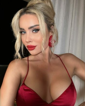 Oana Monea le-a luat ”la rost” pe toate concurentele. Ce a avut de spus despre fiecare: „Nota 5”