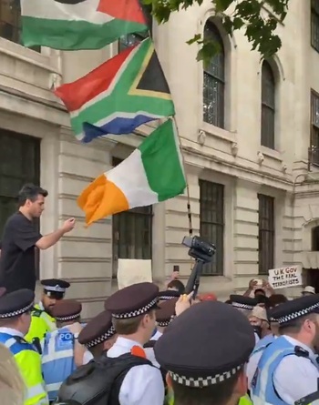 Susținători ai grupului interzis Palestine Action, reținuți de poliție în Londra