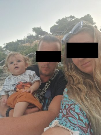 Sfârșit tragic al unui băiețel de doi ani! Micuțul a fost sfâșiat de câinele adoptat de familie