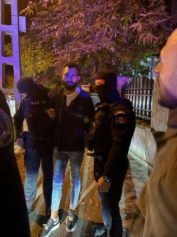 (VIDEO) Tânărul evadat de la IPJ Dolj a fost prins de polițiști în Craiova