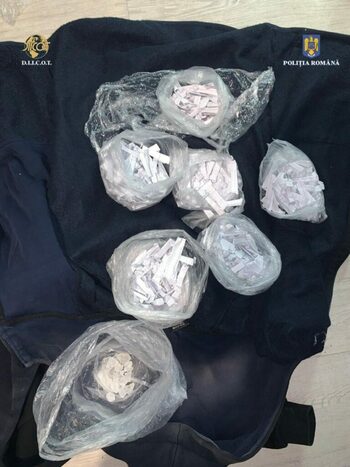 Percheziții în județul Sibiu pentru trafic de droguri de mare risc