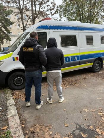 Urmărit internațional, prins de poliţişti în Craiova