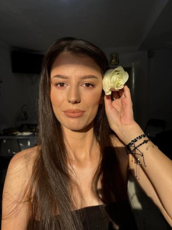 Ultimul mesaj transmis de Florina, tânăra de 21 de ani găsită moartă în casă! Apropiații ei sunt în stare de șoc: (…)