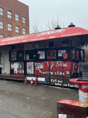 Terasa de mici din Obor, mutată într-un container dintr-o nouă zonă