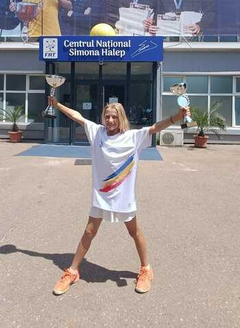 Simona Halep e un mit pentru România. Teodora Maria Niță vrea să îi calce pe urme fostului lider WTA, iar la doar 9 (…)