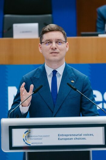 Victor Negrescu: Partidul Social Democrat se află într-un moment decisiv. Nu este un moment de sărbătoare, ci de trezire