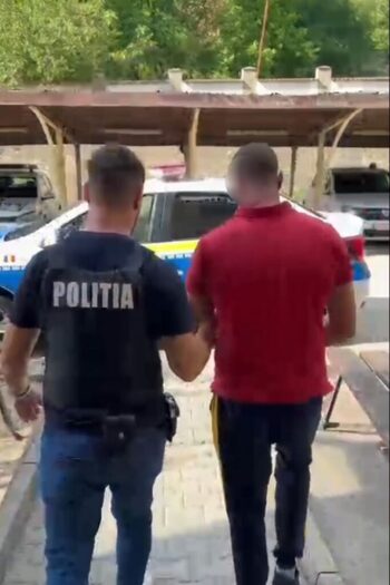 (VIDEO) Prins băut și fără permis la volan, reținut de polițiștii din Calafat