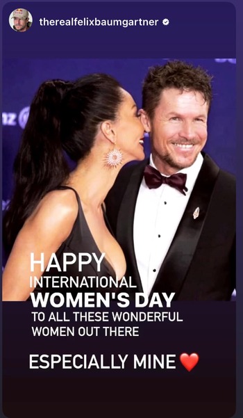 A murit celebrul parașutist Felix Baumgartner, partenerul Mihaelei Rădulescu. El a căzut din zbor într-o piscină din (…)