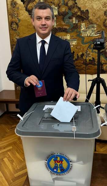 Eugen Tomac (PMP): Astăzi am votat pentru ca cel de-al doilea stat românesc, R. Moldova, să vină în Uniunea (…)