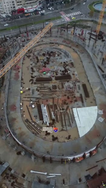 Cosmin Vasile: Lucrările la complex sportiv multifuncțional sunt în grafic, în ciuda vremii potrivnice